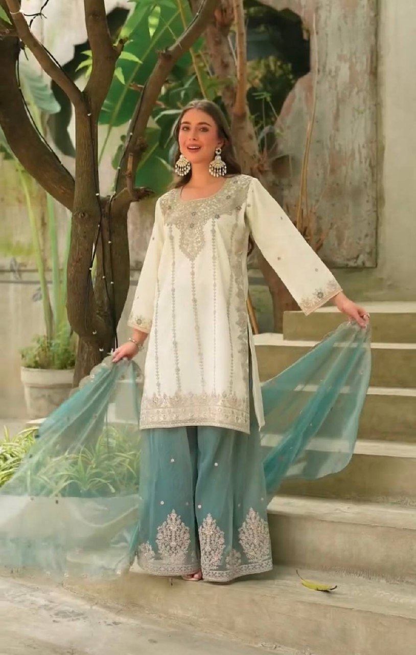 Ivory & Sea Glass Embroidered Kurta Set